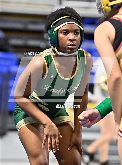 Thumbnail 3 in UIL 6A District 10 Championship photogallery.