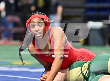 Thumbnail 2 in UIL 6A District 10 Championship photogallery.