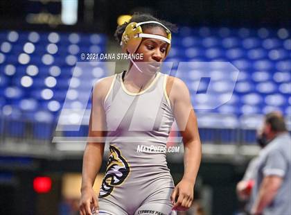 Thumbnail 3 in UIL 6A District 10 Championship photogallery.