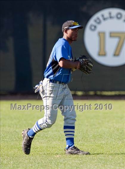 Thumbnail 2 in Bishop Amat vs. Edison (Diamond Sports National Classic) photogallery.