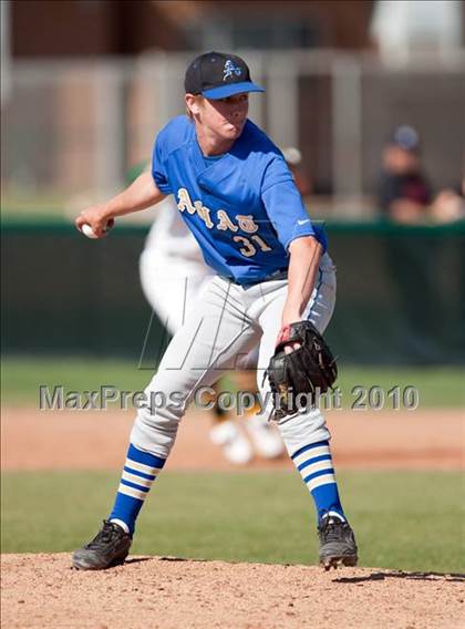 Thumbnail 3 in Bishop Amat vs. Edison (Diamond Sports National Classic) photogallery.
