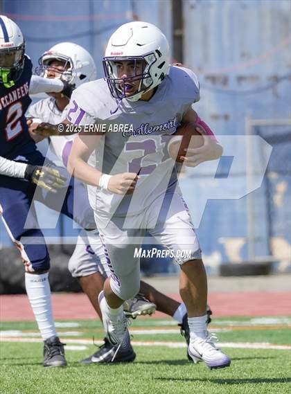 Thumbnail 3 in JV: Castlemont @ Balboa photogallery.