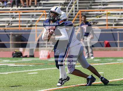 Thumbnail 3 in JV: Castlemont @ Balboa photogallery.