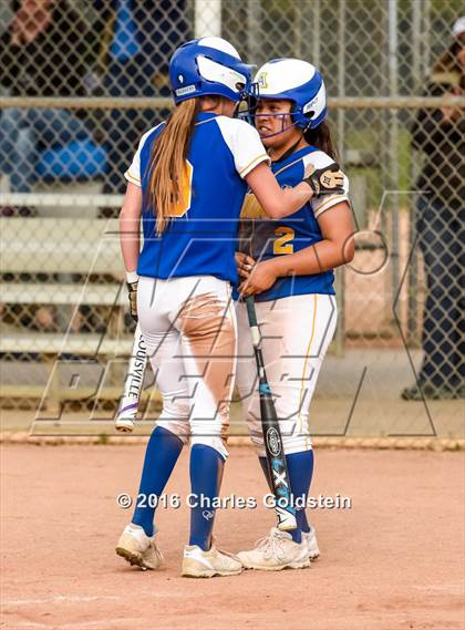 Thumbnail 1 in Agoura vs Royal photogallery.