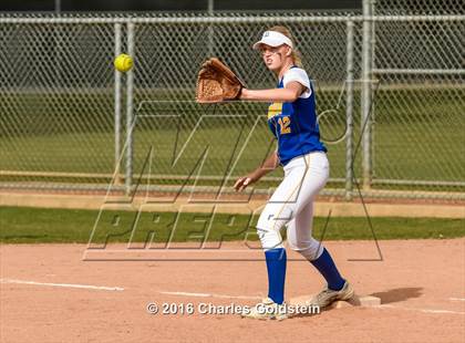Thumbnail 2 in Agoura vs Royal photogallery.