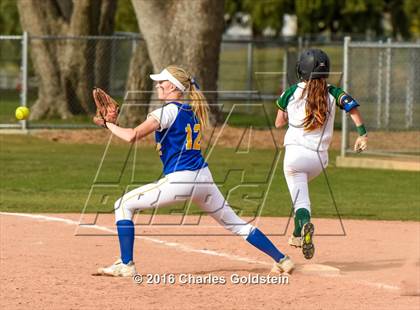 Thumbnail 1 in Agoura vs Royal photogallery.