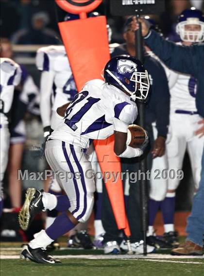 Thumbnail 2 in Franklin vs. Pleasant Grove (CIF SJS D1 Playoffs) photogallery.