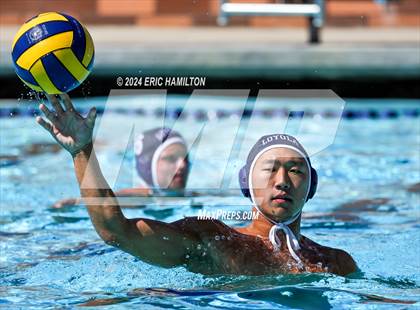 Thumbnail 3 in Crespi @ Loyola photogallery.