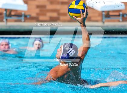 Thumbnail 2 in Crespi @ Loyola photogallery.