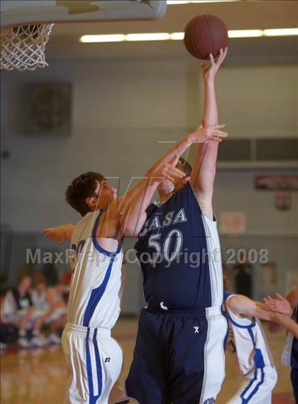 Thumbnail 3 in El Dorado vs. Casa Roble (Cordova Christmas Classic) photogallery.
