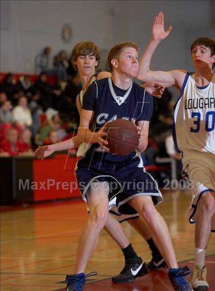 Thumbnail 3 in El Dorado vs. Casa Roble (Cordova Christmas Classic) photogallery.