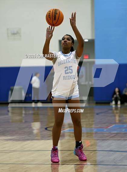 Thumbnail 1 in Cuthbertson @ Ballantyne Ridge photogallery.