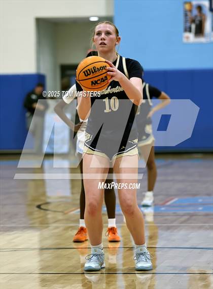 Thumbnail 3 in Cuthbertson @ Ballantyne Ridge photogallery.