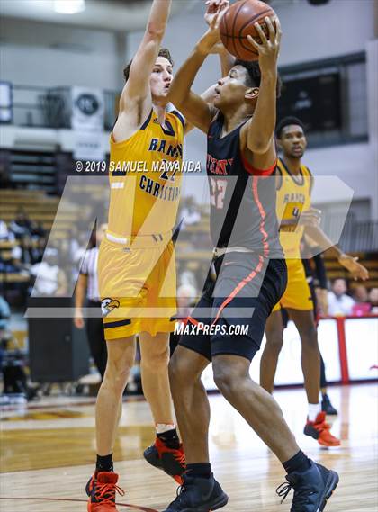 Thumbnail 2 in Rancho Christian vs. Liberty (SoCal Vegas Showdown) photogallery.