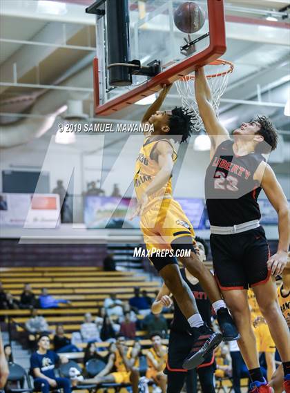 Thumbnail 3 in Rancho Christian vs. Liberty (SoCal Vegas Showdown) photogallery.