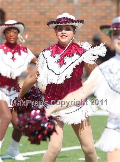 Thumbnail 3 in  Everman vs. Highland Park ( Tom Landry Classic ) photogallery.
