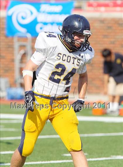 Thumbnail 2 in  Everman vs. Highland Park ( Tom Landry Classic ) photogallery.