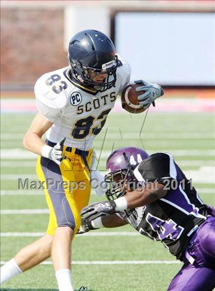 Thumbnail 1 in  Everman vs. Highland Park ( Tom Landry Classic ) photogallery.