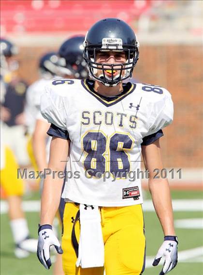 Thumbnail 1 in  Everman vs. Highland Park ( Tom Landry Classic ) photogallery.