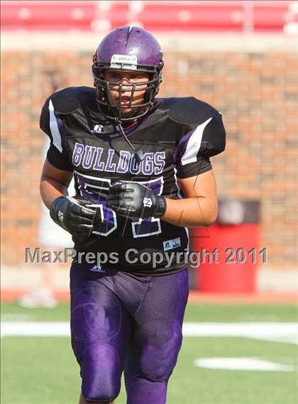 Thumbnail 2 in  Everman vs. Highland Park ( Tom Landry Classic ) photogallery.