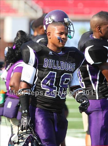 Thumbnail 1 in  Everman vs. Highland Park ( Tom Landry Classic ) photogallery.