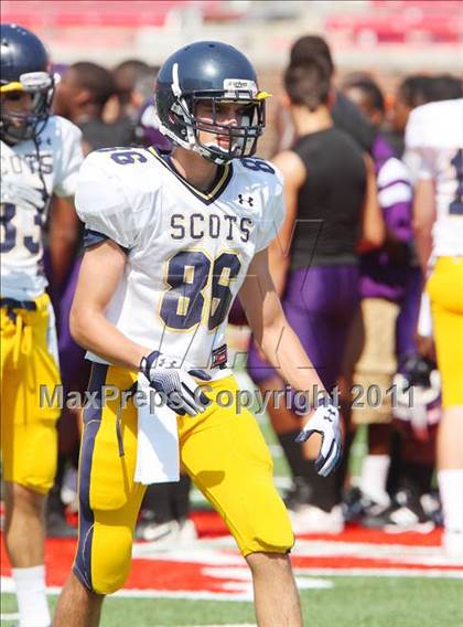 Thumbnail 3 in  Everman vs. Highland Park ( Tom Landry Classic ) photogallery.