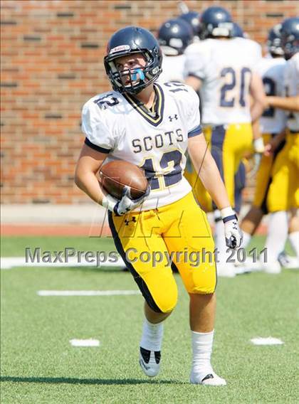 Thumbnail 2 in  Everman vs. Highland Park ( Tom Landry Classic ) photogallery.