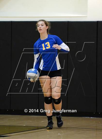 Thumbnail 1 in California School for the Deaf vs. Cloverdale (Nor-Cal Invitational) photogallery.