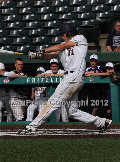 Thumbnail 3 in Valmeyer vs. Gibault Catholic photogallery.