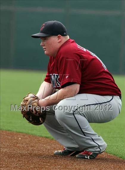 Thumbnail 1 in Valmeyer vs. Gibault Catholic photogallery.