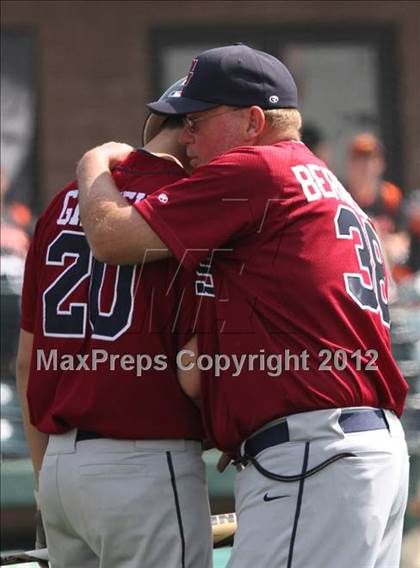 Thumbnail 1 in Valmeyer vs. Gibault Catholic photogallery.