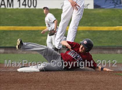 Thumbnail 3 in Valmeyer vs. Gibault Catholic photogallery.