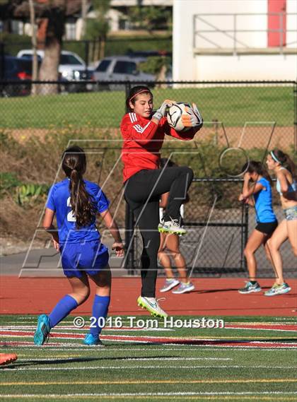 Thumbnail 3 in Covina vs San Dimas photogallery.