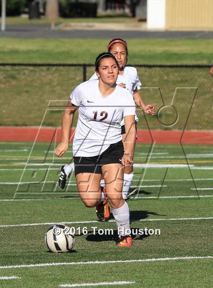 Thumbnail 3 in Covina vs San Dimas photogallery.