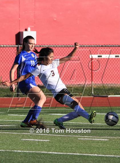 Thumbnail 3 in Covina vs San Dimas photogallery.