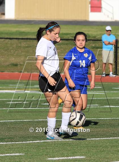 Thumbnail 3 in Covina vs San Dimas photogallery.