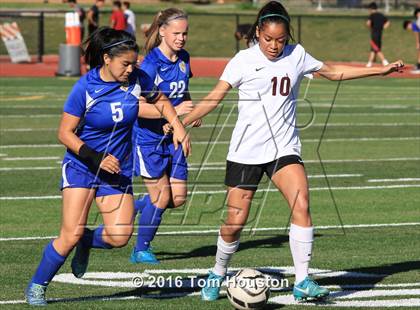 Thumbnail 3 in Covina vs San Dimas photogallery.