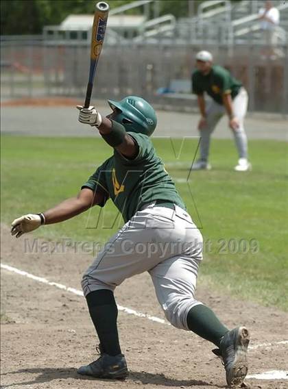 Thumbnail 2 in Ellington vs. New London (CIAC Class M Final)  photogallery.