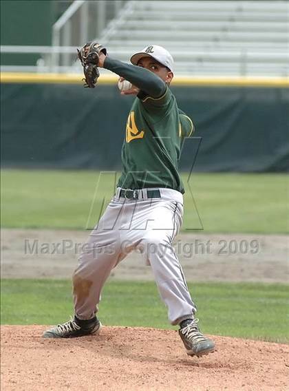 Thumbnail 1 in Ellington vs. New London (CIAC Class M Final)  photogallery.