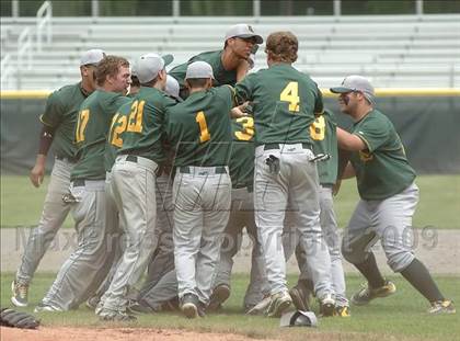 Thumbnail 3 in Ellington vs. New London (CIAC Class M Final)  photogallery.