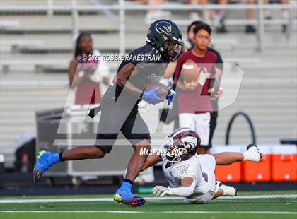 Thumbnail 2 in Whitehouse @ North Forney photogallery.