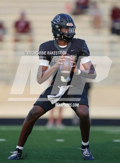 Thumbnail 2 in Whitehouse @ North Forney photogallery.