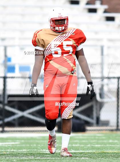 Thumbnail 2 in St. Edward @ Urban Prep-Bronzeville (IHSA Class 4A 1st Round Playoff) photogallery.