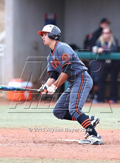 Thumbnail 3 in St. Thomas Aquinas vs. Huntington Beach (National High School Invitational) photogallery.