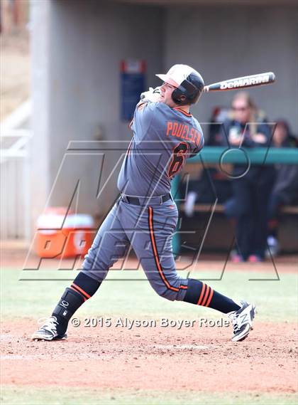 Thumbnail 3 in St. Thomas Aquinas vs. Huntington Beach (National High School Invitational) photogallery.