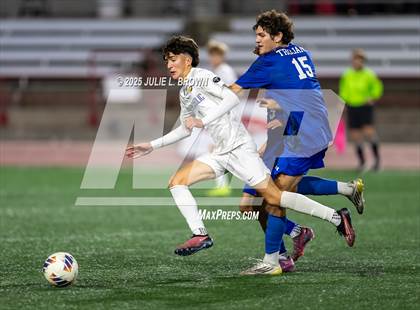 Thumbnail 2 in Guerin Catholic vs. Indianapolis Bishop Chatard (IHSAA 2A State Final) photogallery.