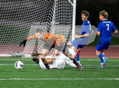 Thumbnail 1 in Guerin Catholic vs. Indianapolis Bishop Chatard (IHSAA 2A State Final) photogallery.