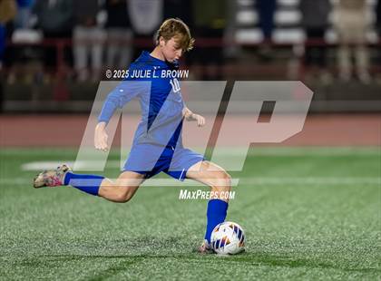 Thumbnail 1 in Guerin Catholic vs. Indianapolis Bishop Chatard (IHSAA 2A State Final) photogallery.