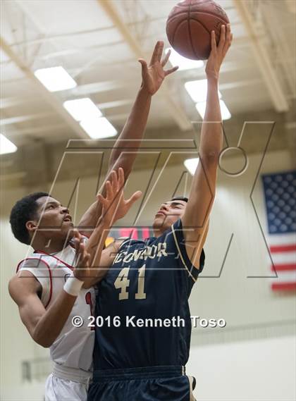 Thumbnail 3 in Stevens vs. O'Connor photogallery.