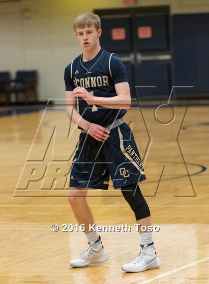 Thumbnail 2 in Stevens vs. O'Connor photogallery.